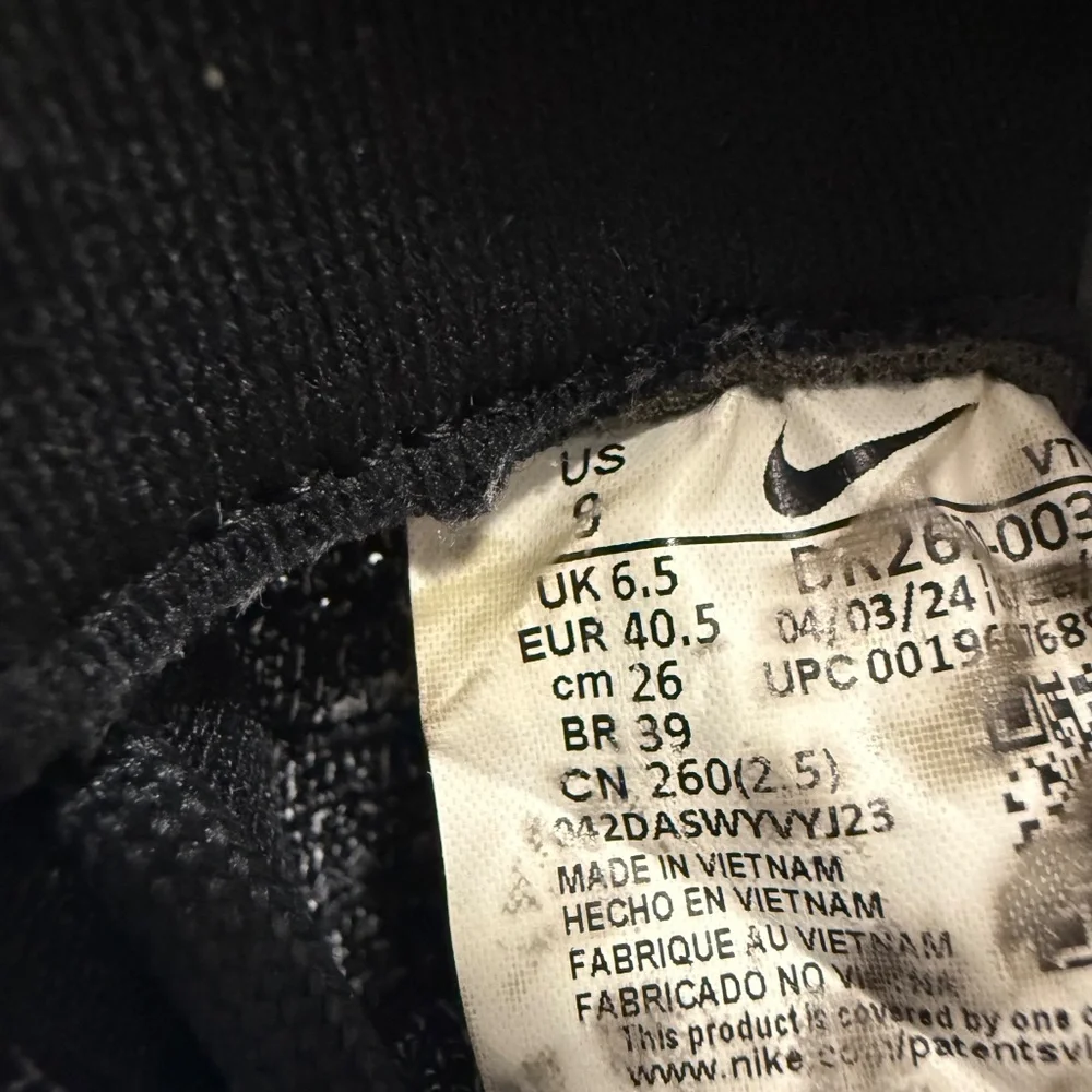 Nike Women’s Shoes ReactX‎ Infinity Run 4 Oreo Size 9
